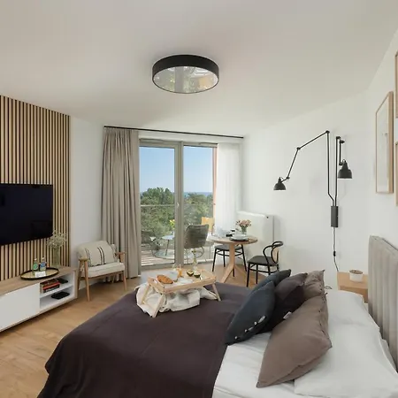 Pinea 718 Seaview *